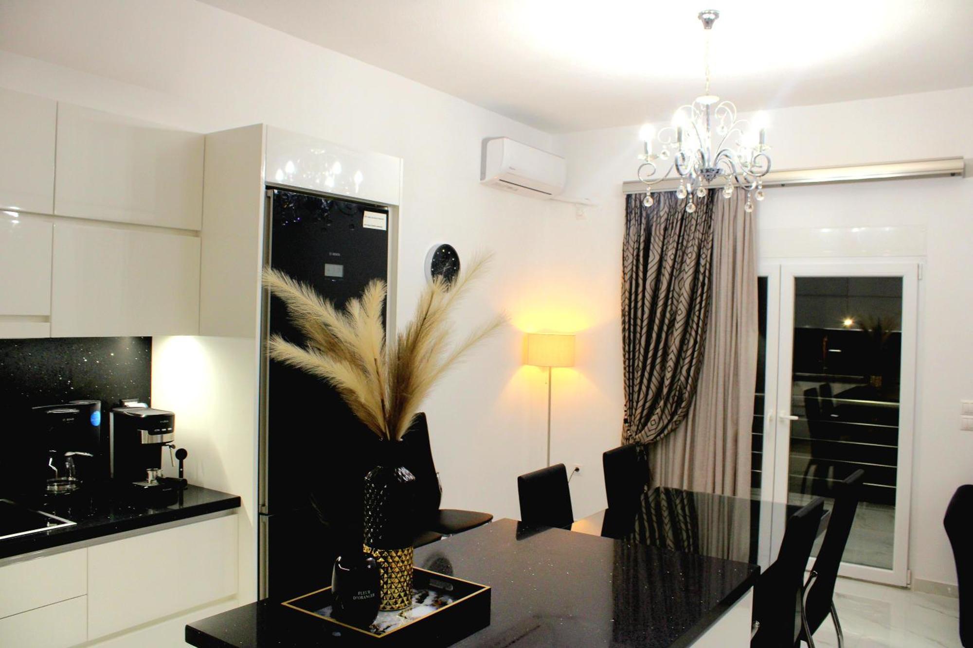 Black & White Seaside House Kalamia Corinto Esterno foto